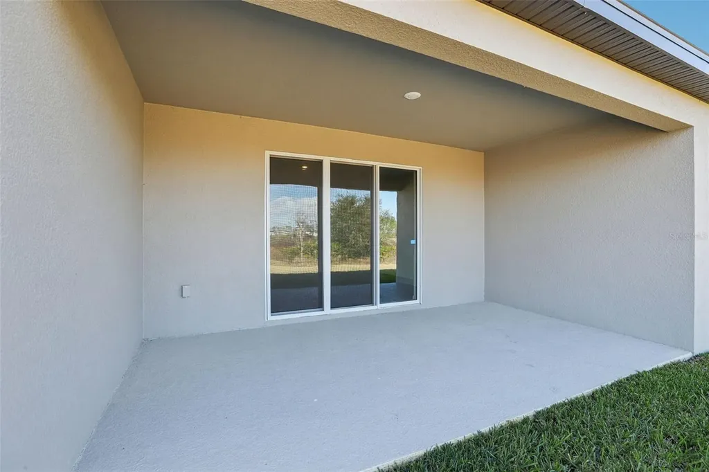 1842 Coolridge Place Zephyrhills FL 33541