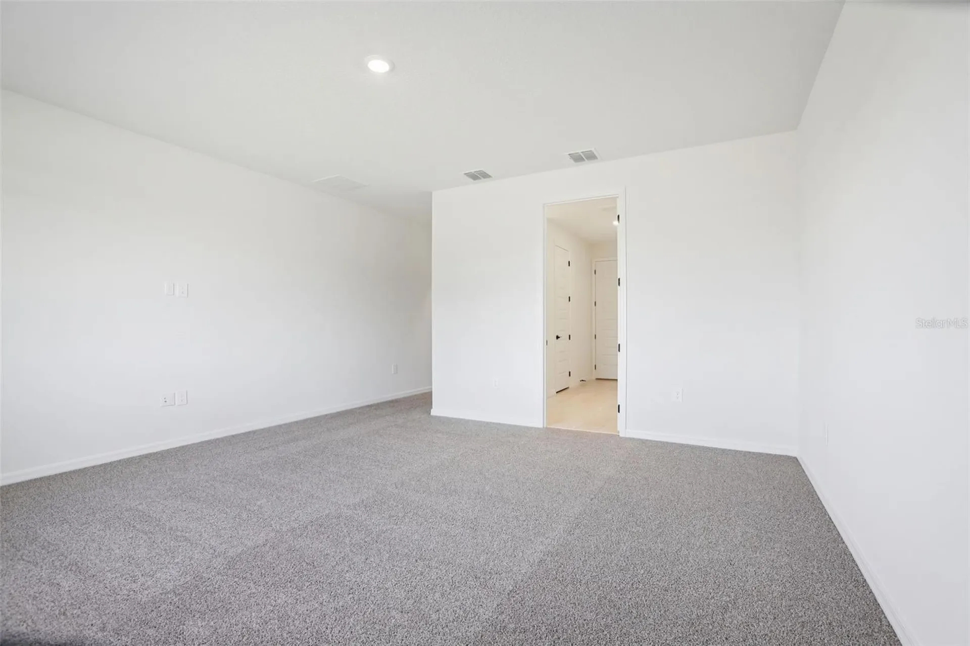 1842 Coolridge Place Zephyrhills FL 33541