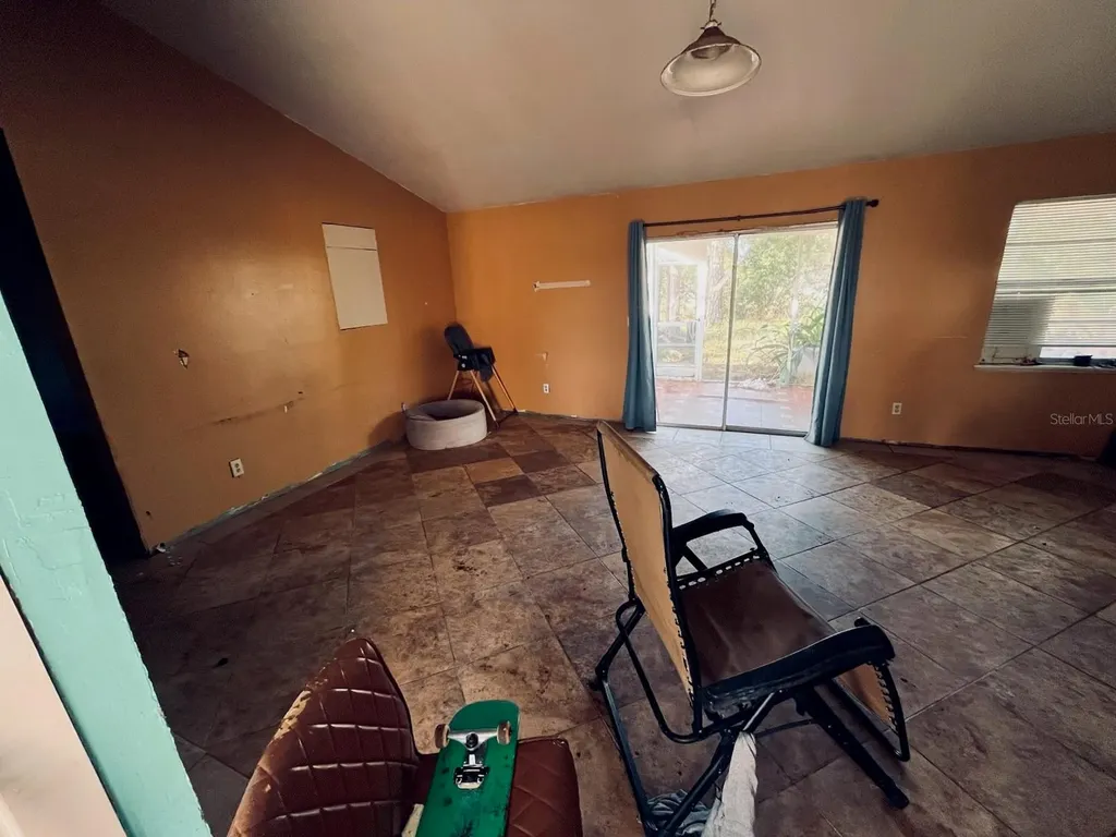 2247 SW 4th Street Cape Coral FL 33991