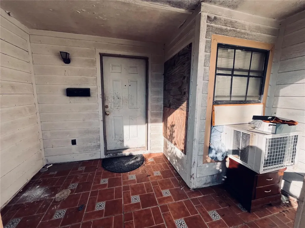 2247 SW 4th Street Cape Coral FL 33991