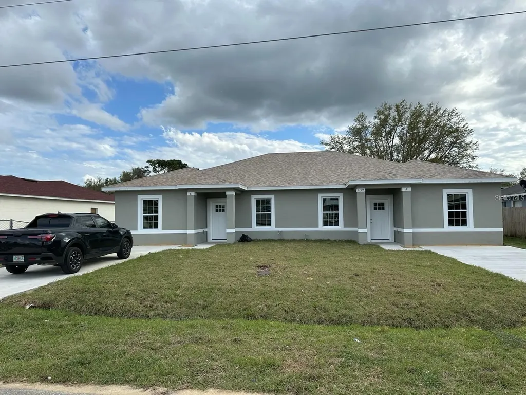 439 Albatross Court Kissimmee FL 34759