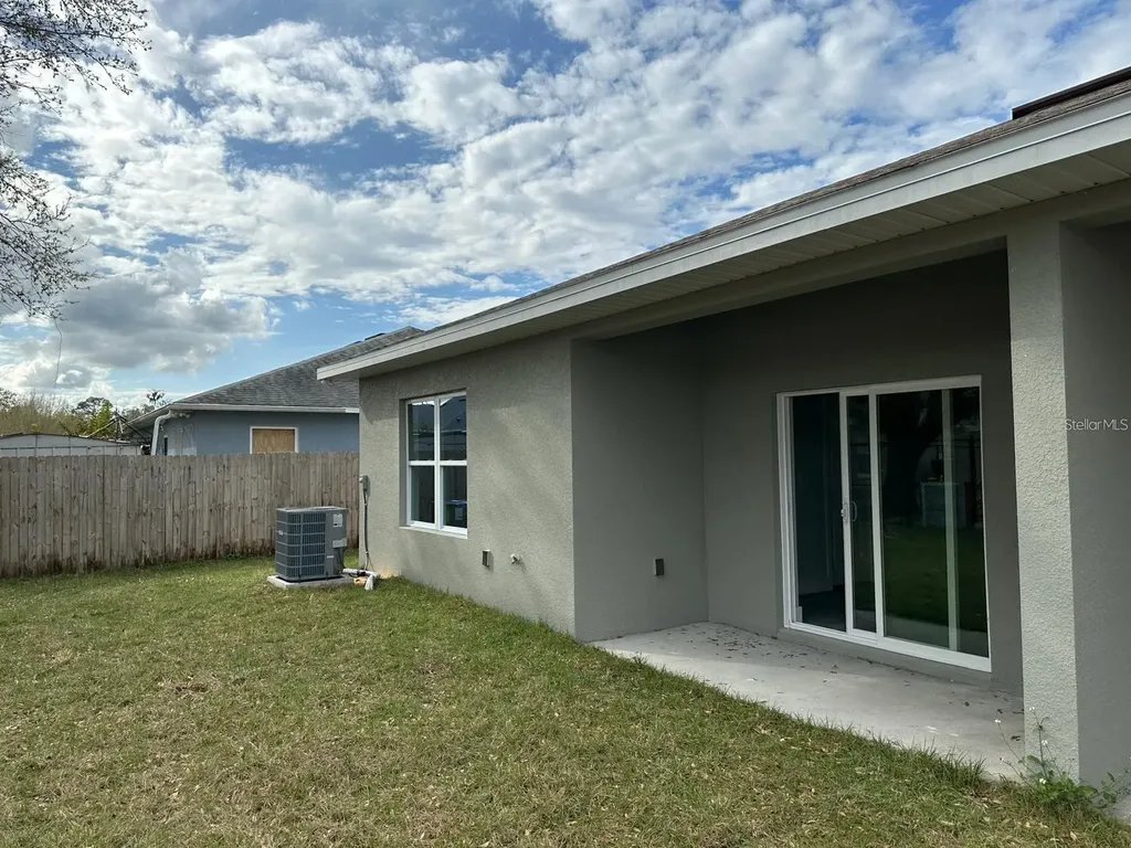 439 Albatross Court Kissimmee FL 34759