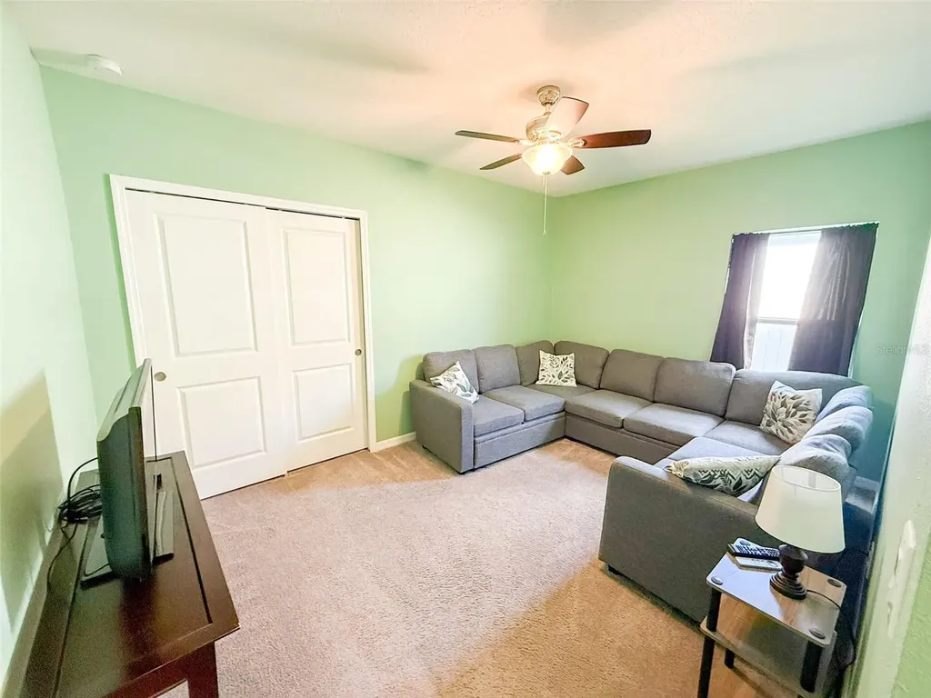 141 Hamlet Loop Davenport FL 33837
