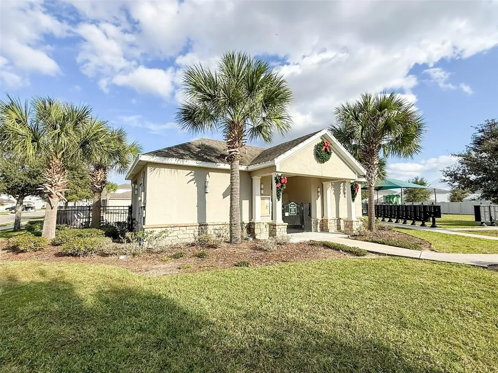 141 Hamlet Loop Davenport FL 33837