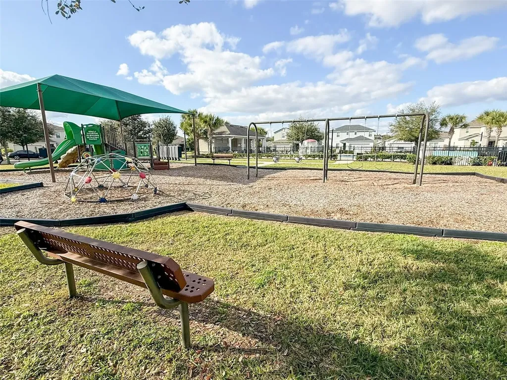 141 Hamlet Loop Davenport FL 33837