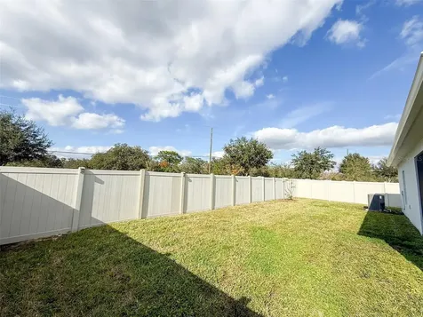141 Hamlet Loop Davenport FL 33837