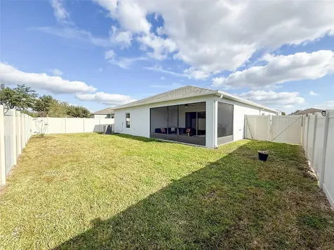 141 Hamlet Loop Davenport FL 33837