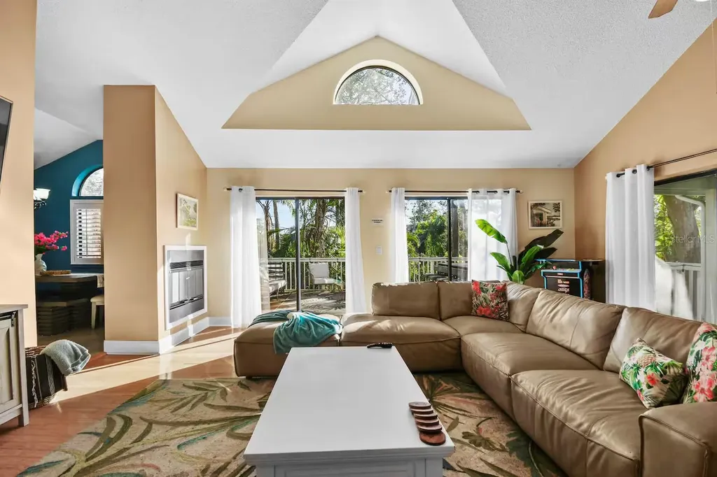 13837 76th Avenue Seminole FL 33776