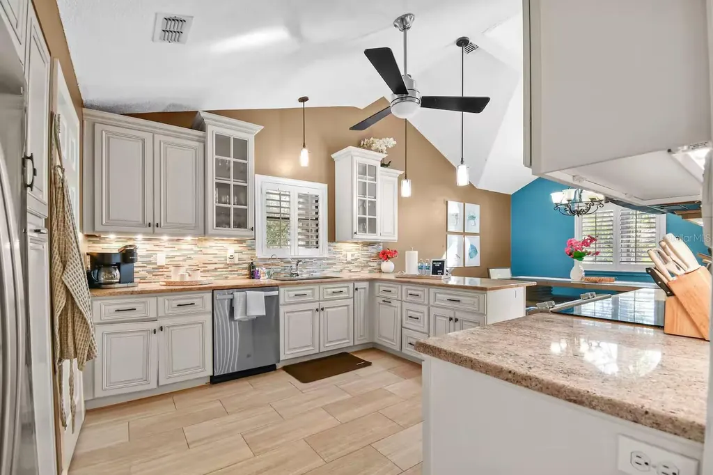 13837 76th Avenue Seminole FL 33776