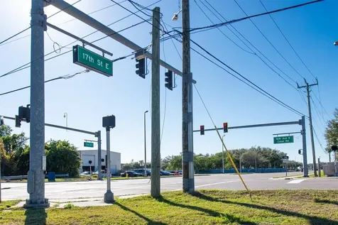 1607 18th Street E Palmetto FL 34221