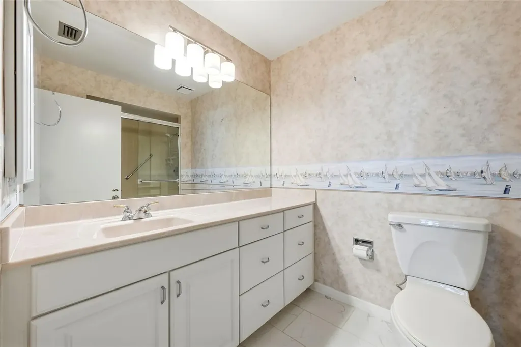 1111 Lakeshore Drive Eustis FL 32726