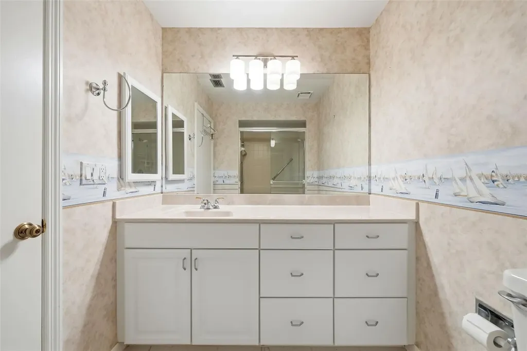 1111 Lakeshore Drive Eustis FL 32726