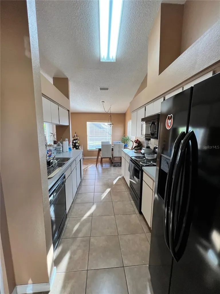 11418 Glenmont Drive Tampa FL 33635