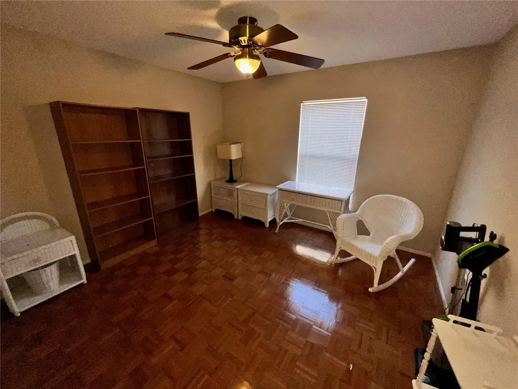 11418 Glenmont Drive Tampa FL 33635