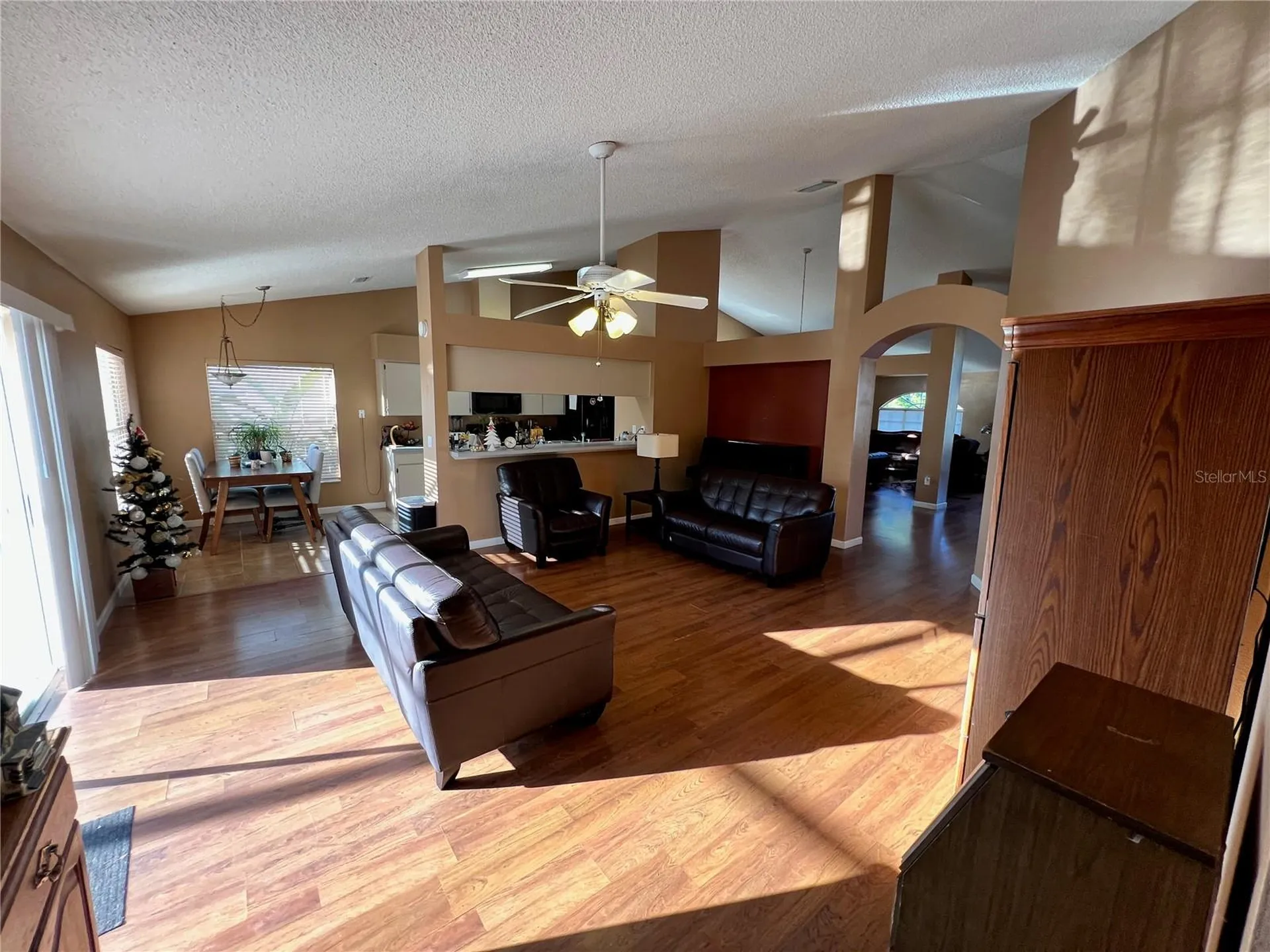 11418 Glenmont Drive Tampa FL 33635