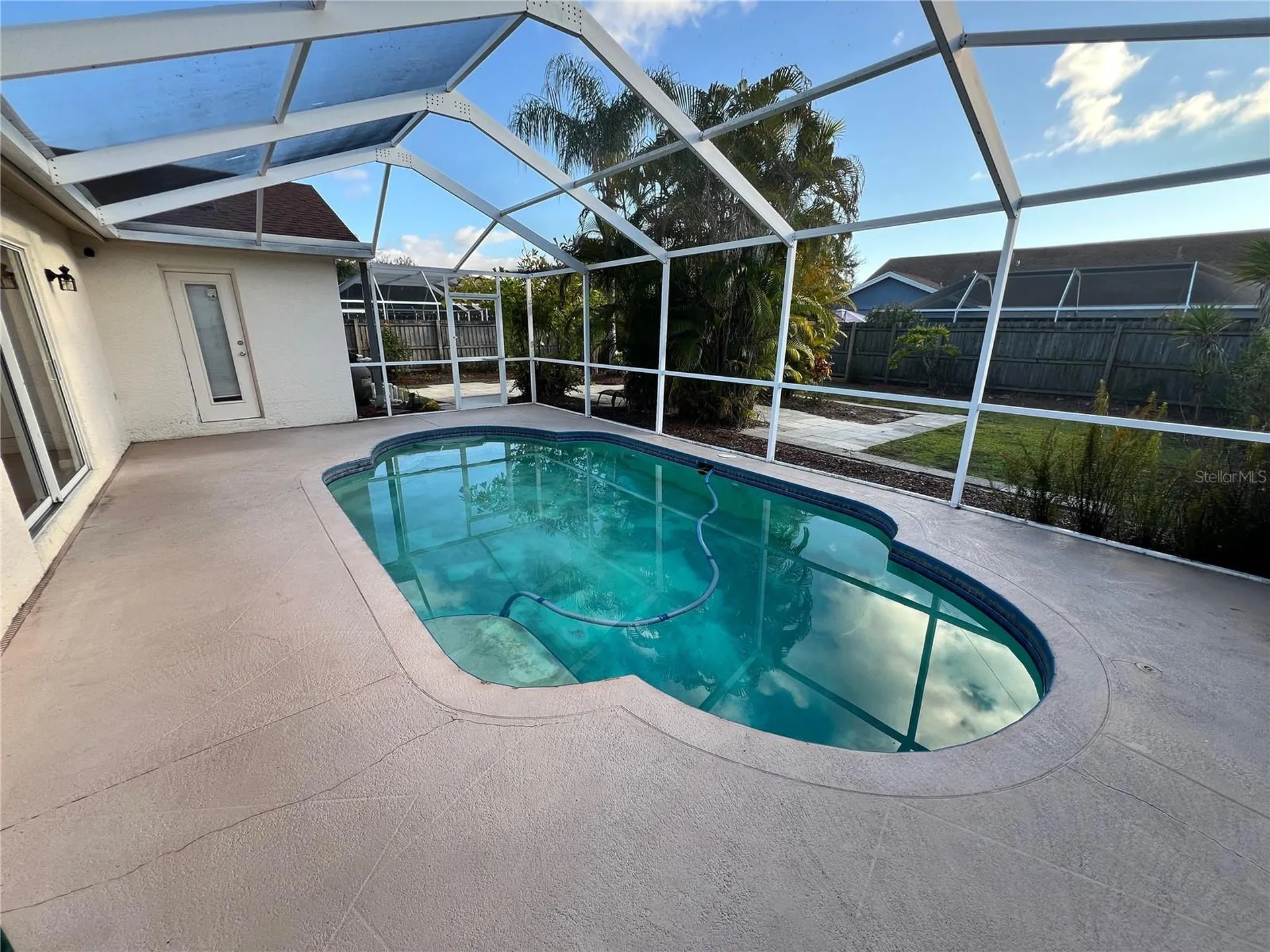 11418 Glenmont Drive Tampa FL 33635