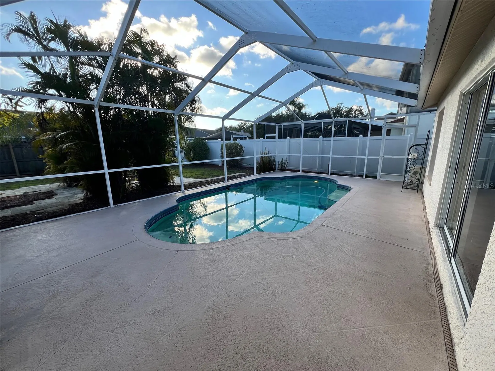 11418 Glenmont Drive Tampa FL 33635