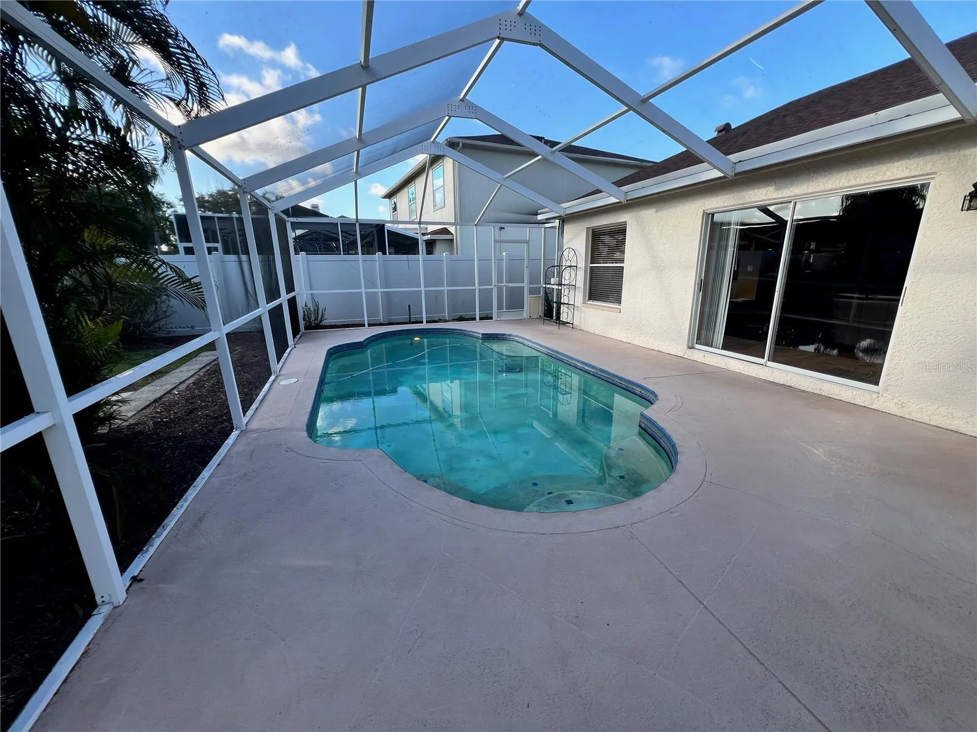11418 Glenmont Drive Tampa FL 33635