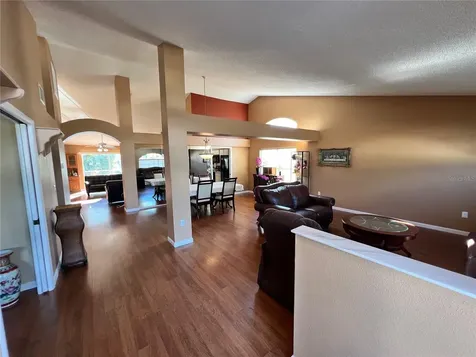 11418 Glenmont Drive Tampa FL 33635