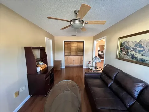11418 Glenmont Drive Tampa FL 33635