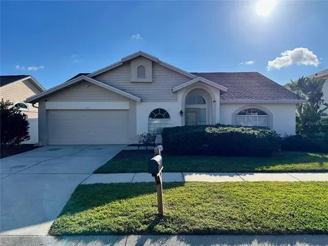 11418 Glenmont Drive Tampa FL 33635