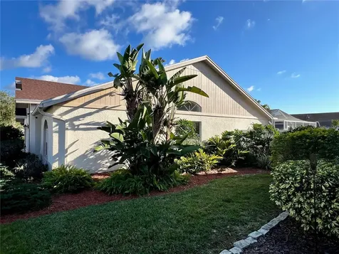 11418 Glenmont Drive Tampa FL 33635