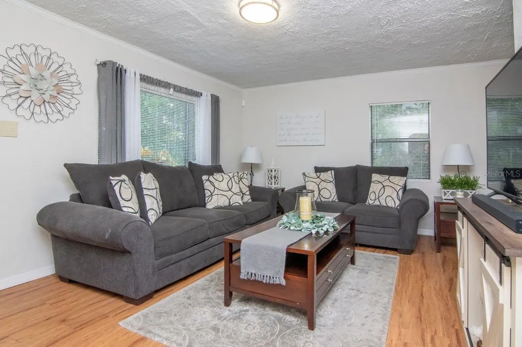 4325 5th Avenue S St Petersburg FL 33711