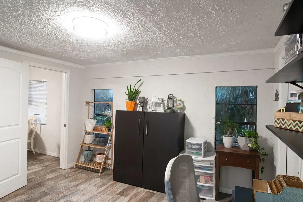 4325 5th Avenue S St Petersburg FL 33711