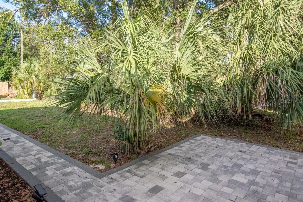 4325 5th Avenue S St Petersburg FL 33711