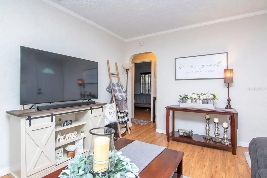 4325 5th Avenue S St Petersburg FL 33711