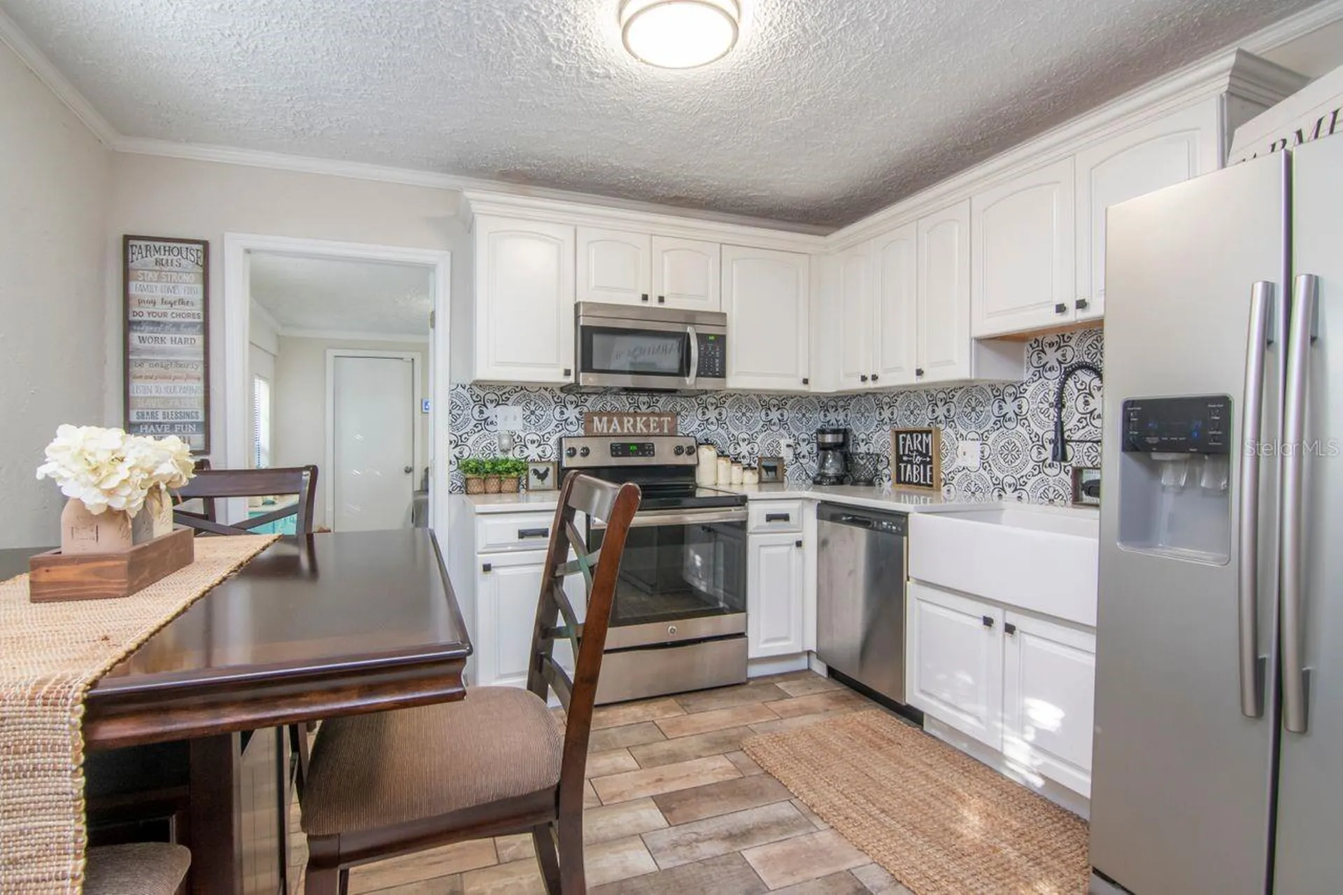 4325 5th Avenue S St Petersburg FL 33711