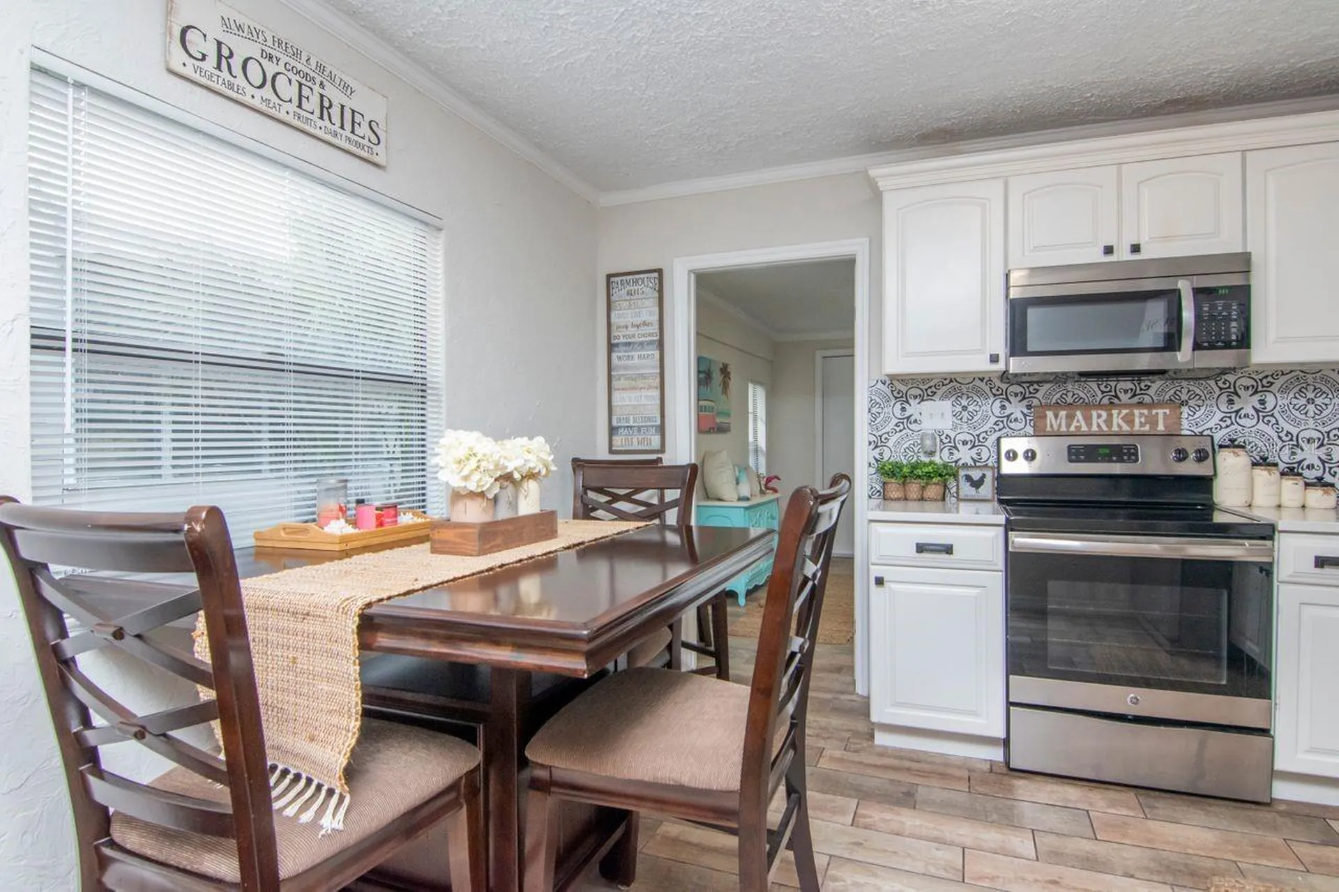 4325 5th Avenue S St Petersburg FL 33711