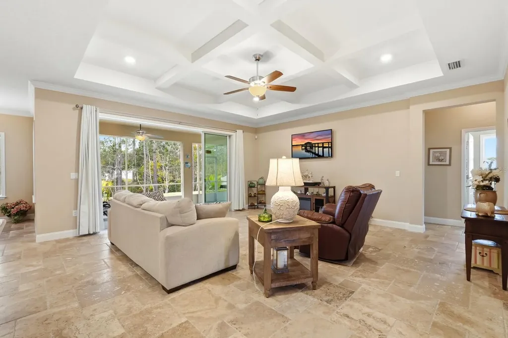39 Lema Lane Palm Coast FL 32137