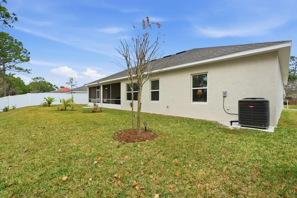 39 Lema Lane Palm Coast FL 32137