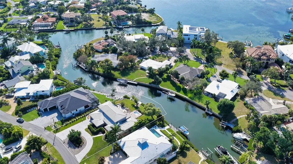 7430 Cove Terrace Sarasota FL 34231