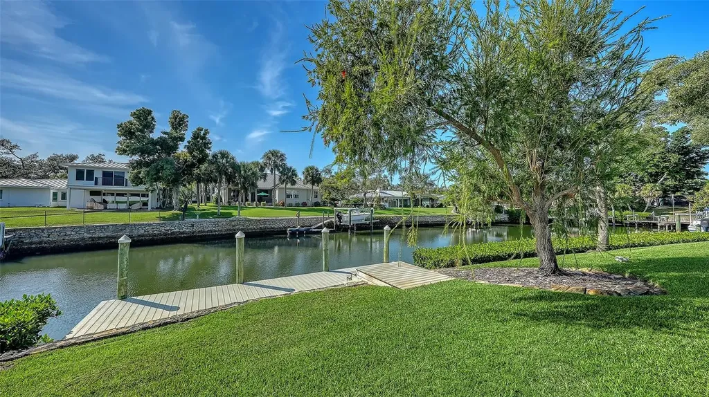 7430 Cove Terrace Sarasota FL 34231