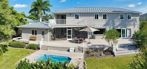 7430 Cove Terrace Sarasota FL 34231