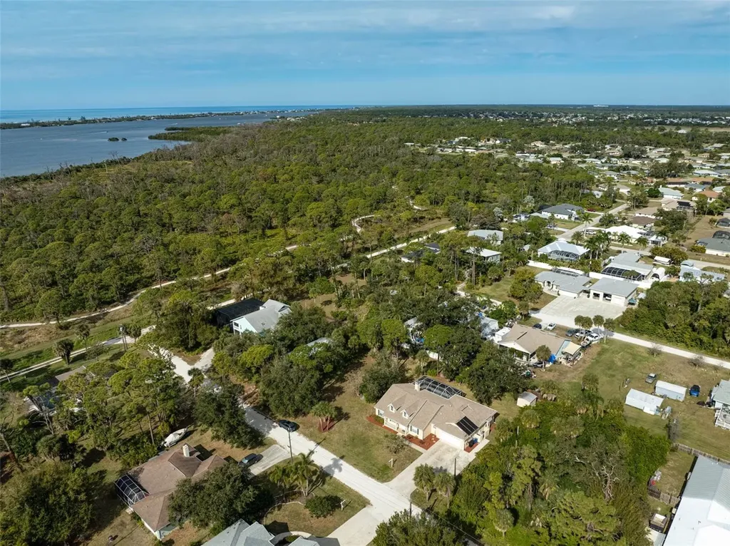 950 Elwood Avenue Englewood FL 34223