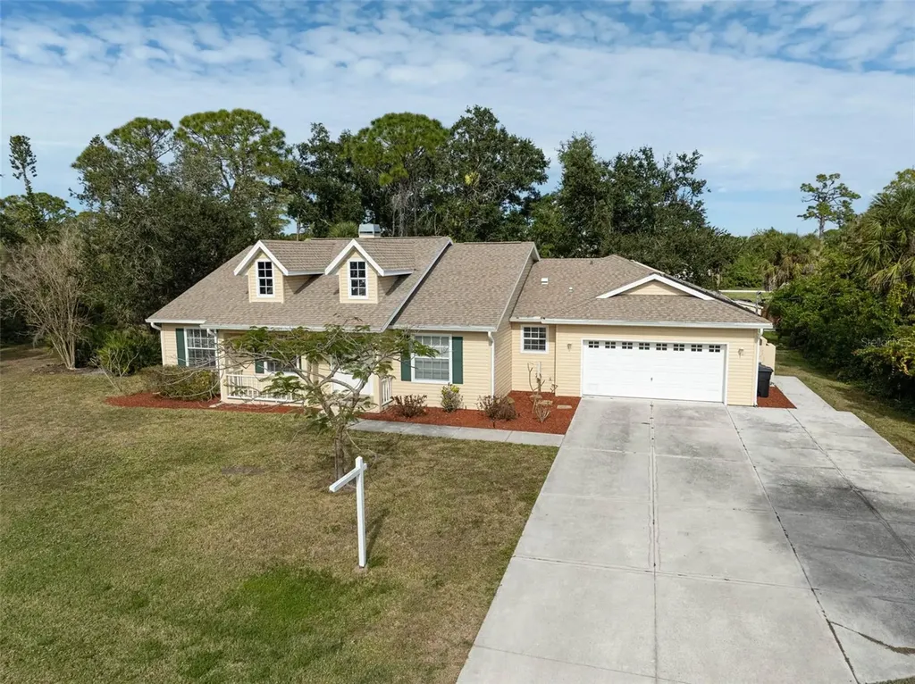 950 Elwood Avenue Englewood FL 34223