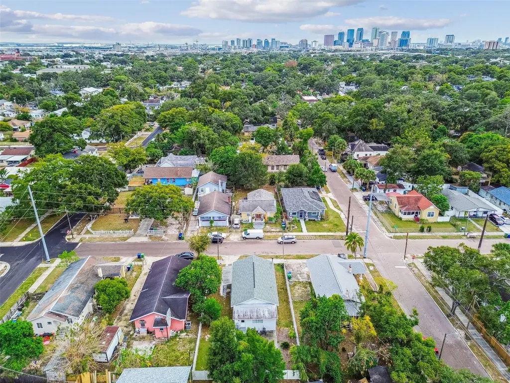 1104 E 28th Avenue Tampa FL 33605