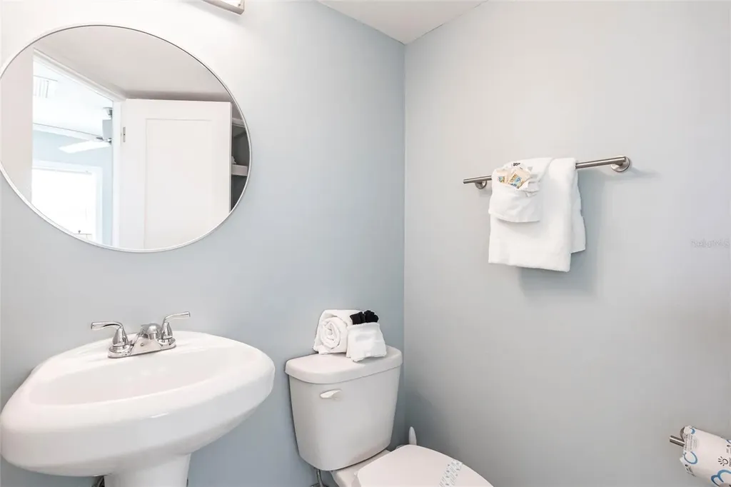 6020 Midnight Pass Road Sarasota FL 34242
