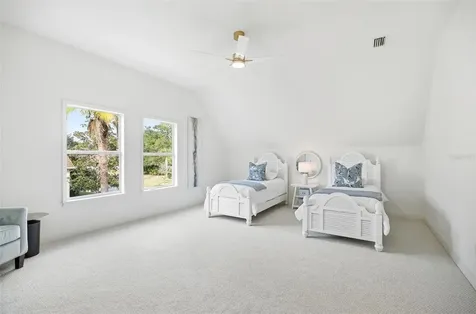 41 Old Oak Drive S Palm Coast FL 32137