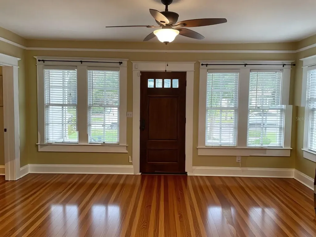 807 S Fremont Avenue Tampa FL 33606