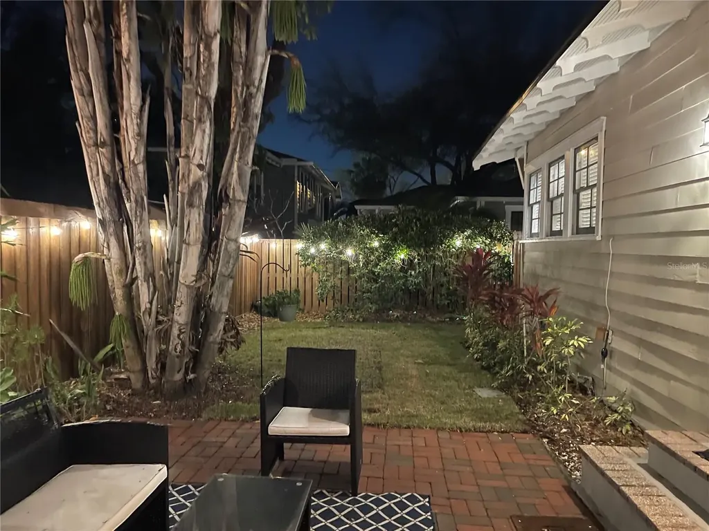 807 S Fremont Avenue Tampa FL 33606