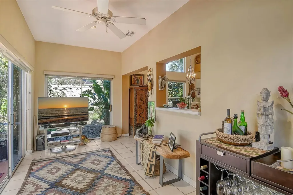 4141 Entrada Court Sarasota FL 34238