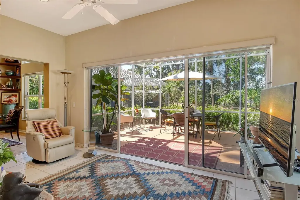 4141 Entrada Court Sarasota FL 34238