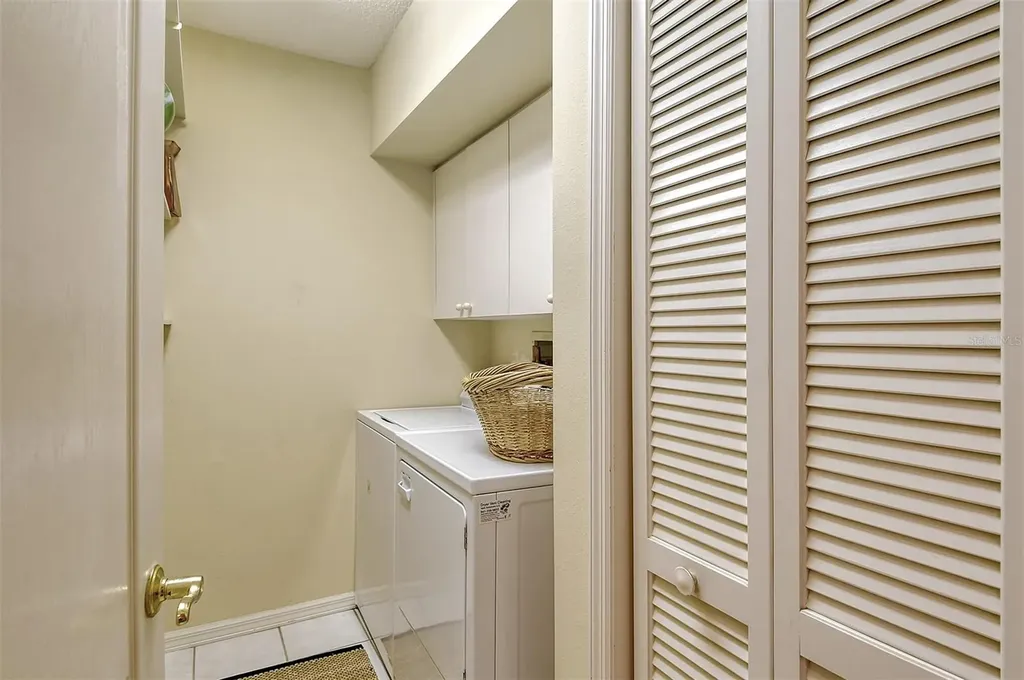 4141 Entrada Court Sarasota FL 34238
