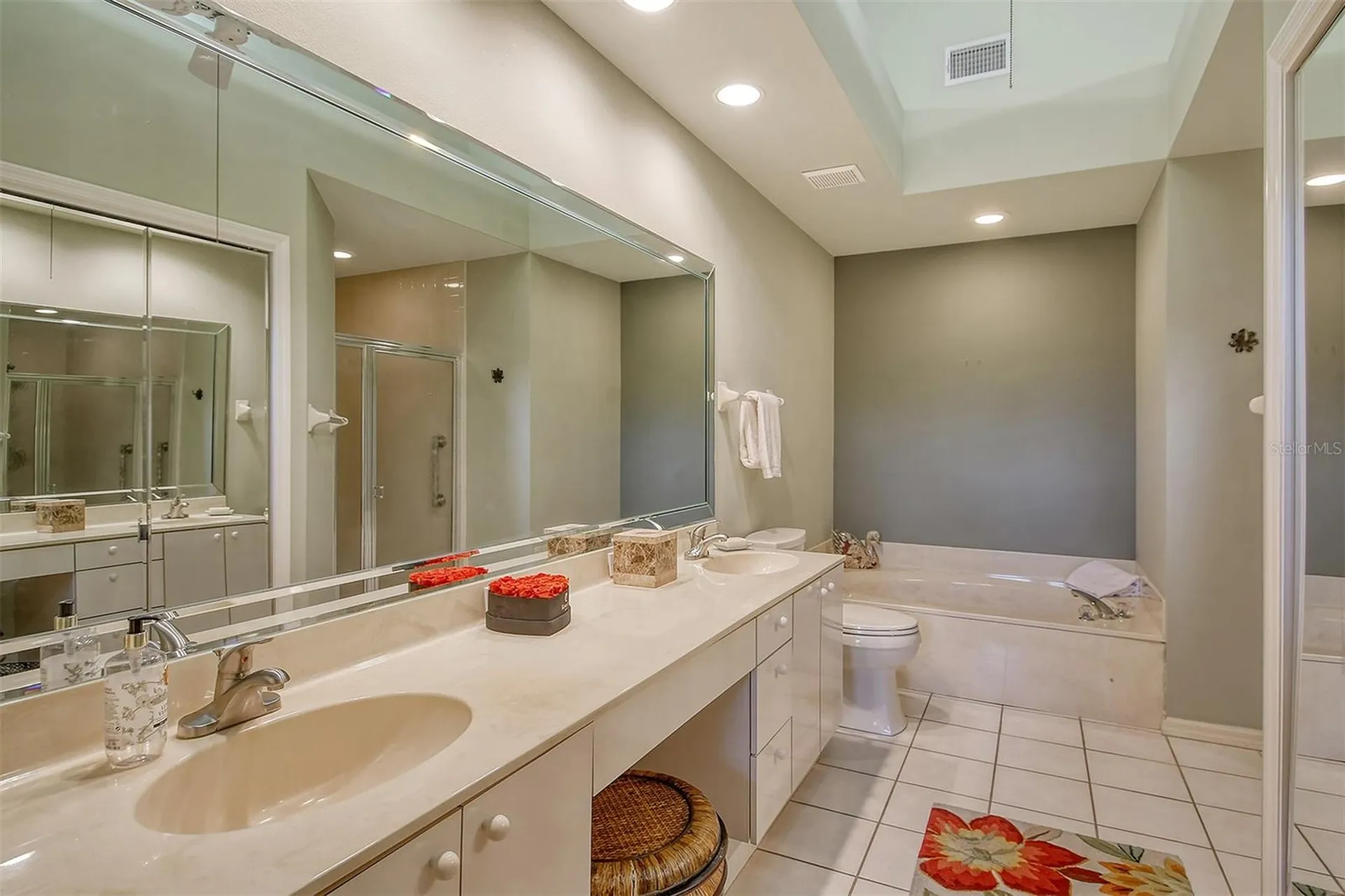 4141 Entrada Court Sarasota FL 34238