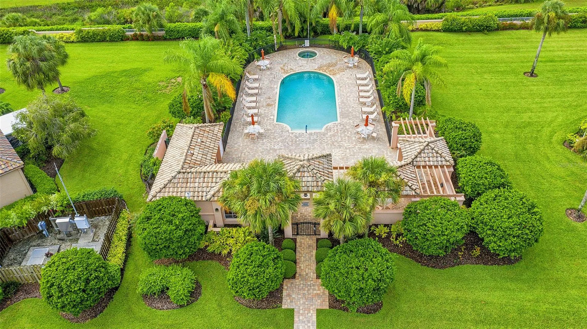 4141 Entrada Court Sarasota FL 34238