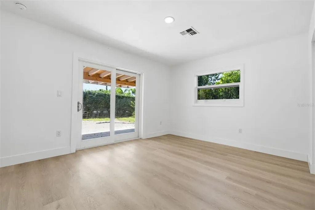 2317 Grove Street Sarasota FL 34239